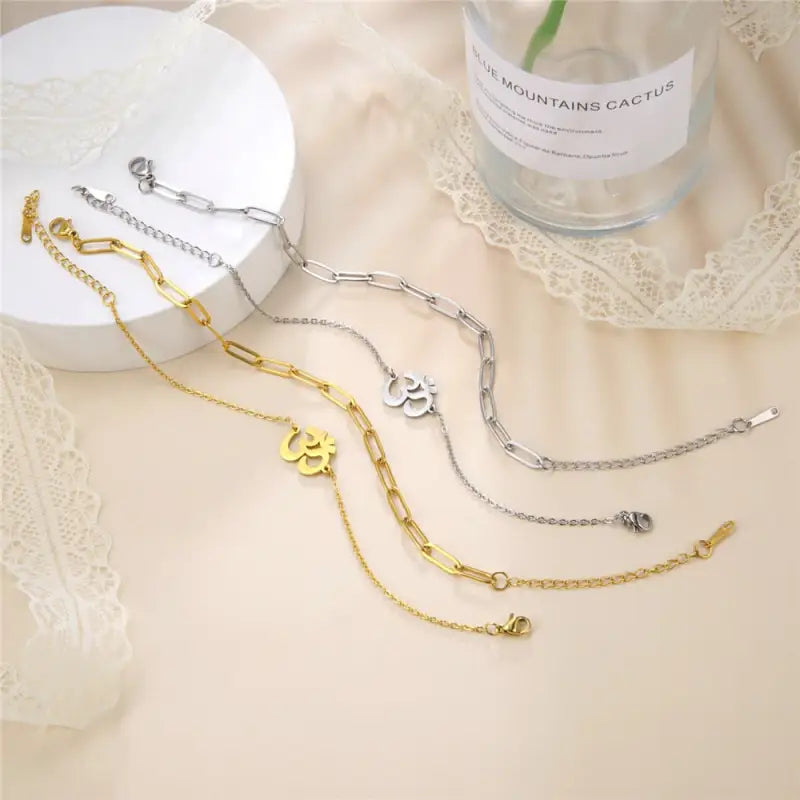 Om Anklet Buddhist Symbol Zinc Alloy Adjustable 8-10 inch | Buddhive